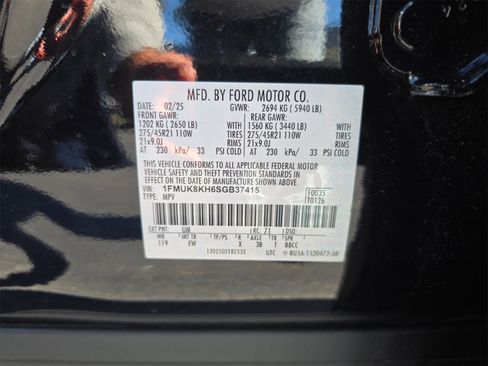 Certified 2025 Ford Explorer ST-Line w/ ST-Line Street Pack image 30