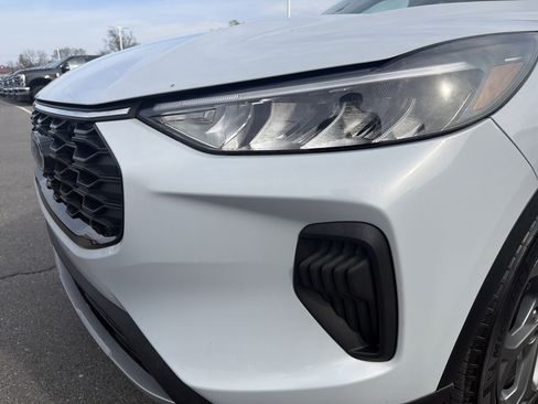 Used 2025 Ford Escape ST-Line w/ Tech Pack #1 image 10