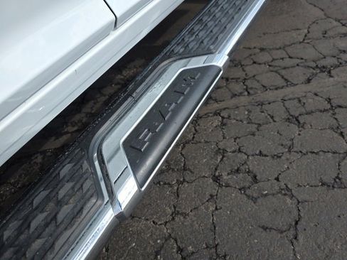 Used 2024 RAM 2500 Big Horn w/ Safety Group image 14