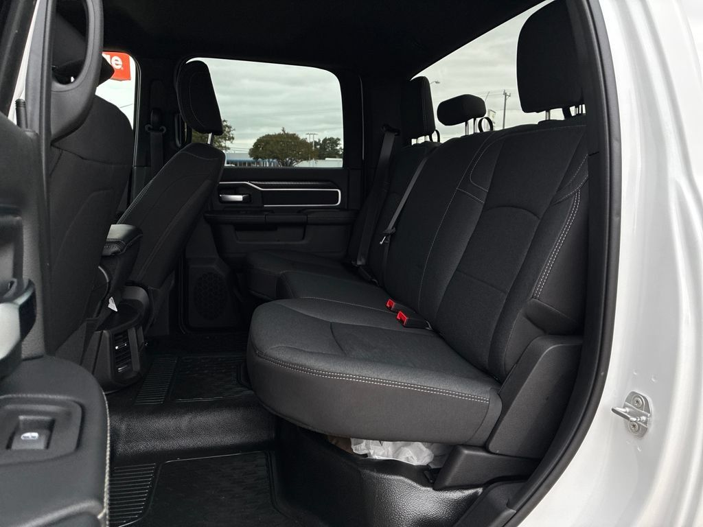 New 2026 RAM 4500 4x4 Crew Cab DRW image 23