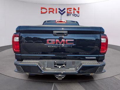 New 2026 GMC Canyon Elevation w/ Convenience Package