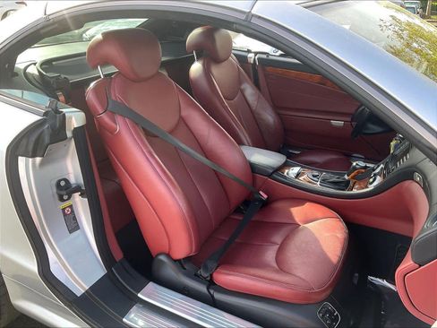 Used 2008 Mercedes-Benz SL 550 image 9
