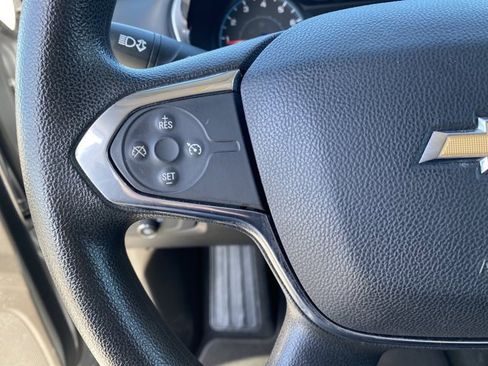 Used 2019 Chevrolet Traverse LS image 37