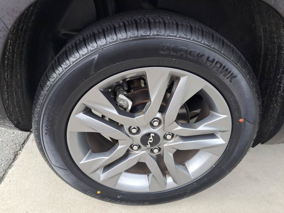 Used 2023 Kia Seltos S FWD image 22