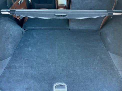 Used 2023 Genesis GV70 2.5T w/ Advanced Package image 16