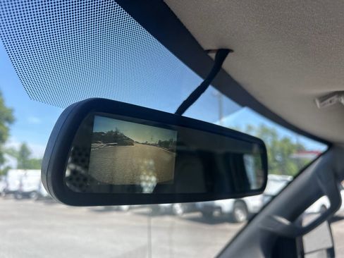 Used 2022 Chevrolet Express 2500 w/ Driver Convenience Package RWD image 13