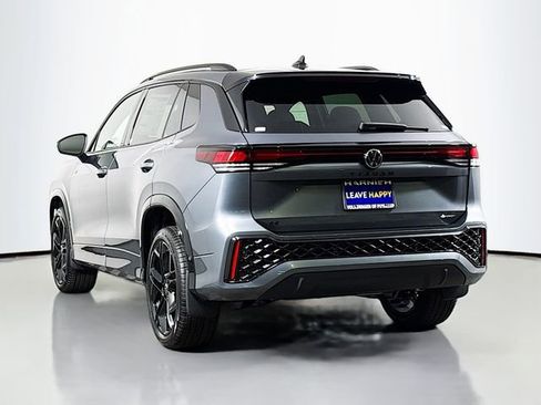 New 2026 Volkswagen Tiguan SE R-Line image 5