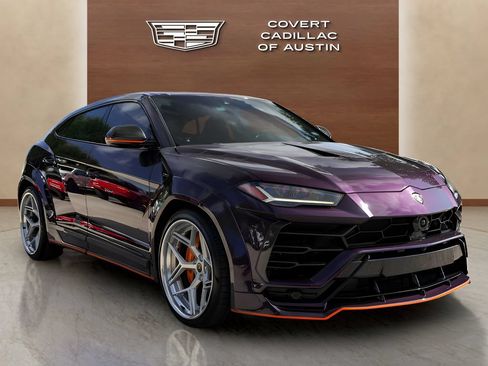 Used 2020 Lamborghini Urus AWD/4WD image 6