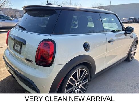 Used 2022 MINI Cooper S image 4