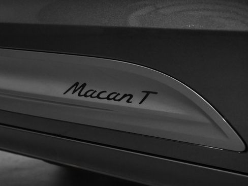 Used 2025 Porsche Macan Turbo image 14