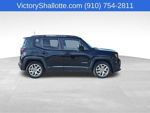 Certified 2018 Jeep Renegade Latitude image 22