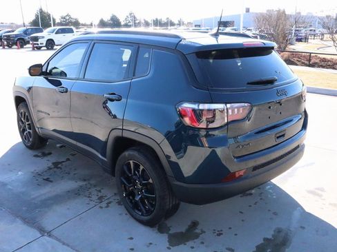 New 2026 Jeep Compass Latitude image 22