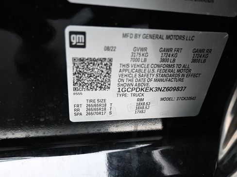 Used 2022 Chevrolet Silverado 1500 LT AWD/4WD image 21