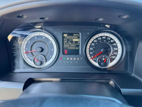 Used 2017 RAM 1500 Express AWD/4WD image 13
