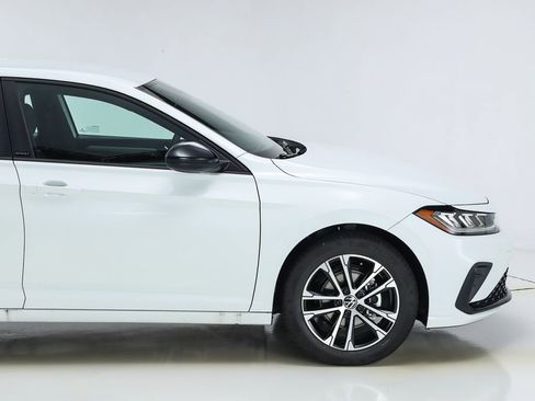 New 2025 Volkswagen Jetta Sport image 12