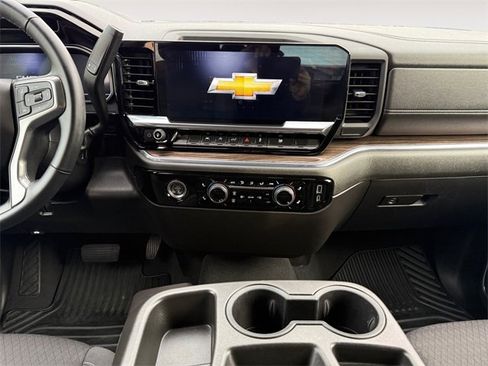 Used 2023 Chevrolet Silverado 1500 RST image 11
