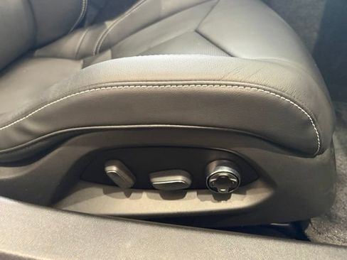 Used 2022 Chevrolet Corvette Stingray Preferred Conv w/ Battery Protection Package RWD image 34