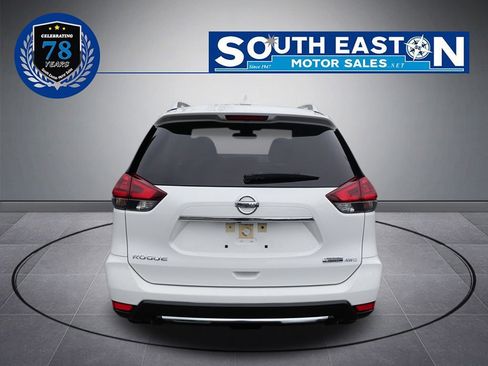 Used 2020 Nissan Rogue S w/ Special Edition Package image 4