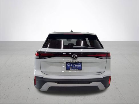 New 2026 Volkswagen Tiguan S AWD/4WD image 11