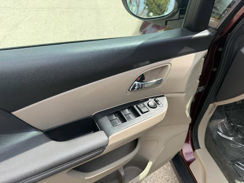 Used 2015 Honda Odyssey EX-L image 12