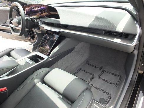 Used 2024 Lucid Air Touring AWD/4WD image 22