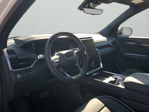 New 2026 GMC Acadia Denali image 31