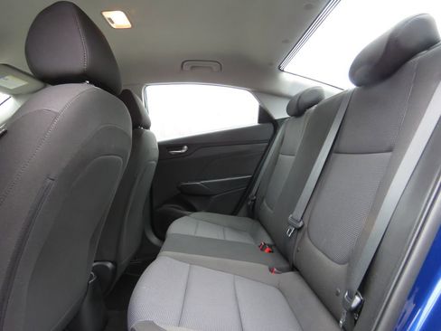 Used 2022 Hyundai Accent SE FWD image 19