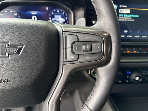 Used 2022 Chevrolet Silverado 1500 ZR2 w/ Technology Package AWD/4WD image 15