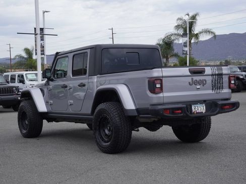 Certified 2020 Jeep Gladiator Rubicon AWD/4WD image 6