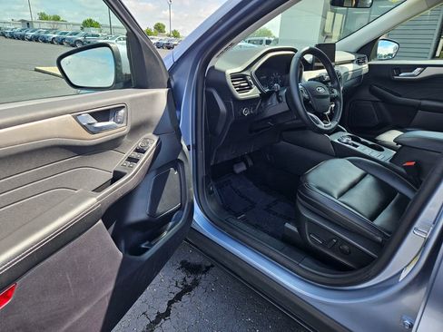 Used 2022 Ford Escape SEL AWD/4WD image 13