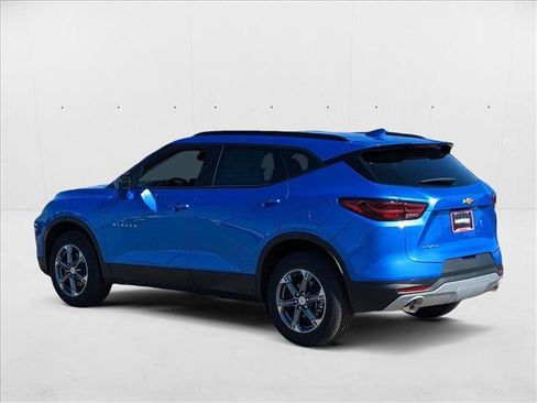 New 2025 Chevrolet Blazer LT w/ Convenience Package image 7