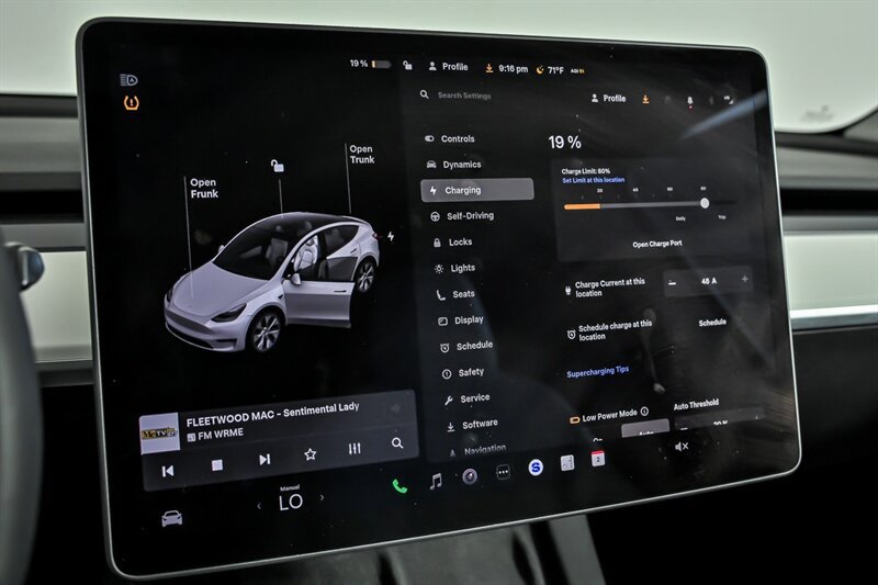 Used 2021 Tesla Model Y Long Range AWD/4WD image 28