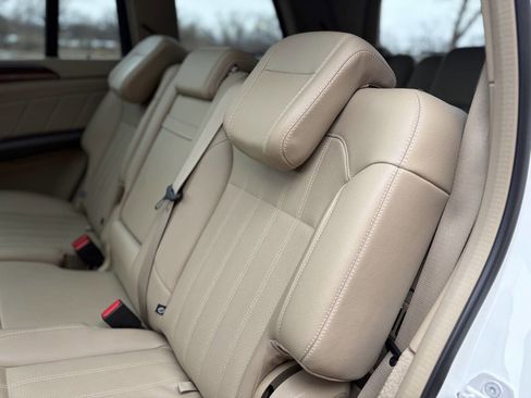 Used 2015 Mercedes-Benz GL 450 GL 450 4MATIC AWD 4dr SUV image 19