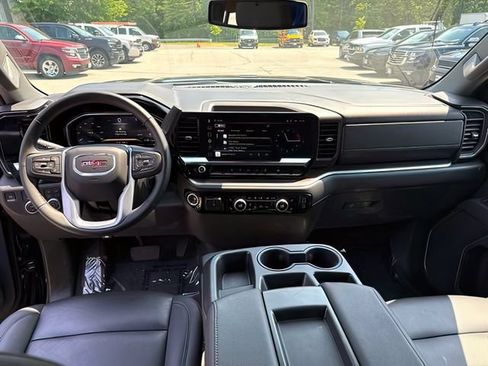 Used 2026 GMC Sierra 1500 SLT AWD/4WD image 22