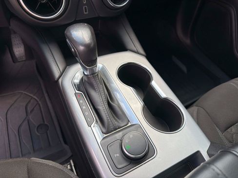 Used 2020 Chevrolet Blazer LT FWD image 23