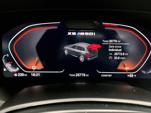 Used 2023 BMW X5 M50i w/ Executive Package image 19