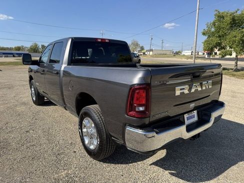 Used 2025 RAM 2500 Big Horn w/ Bed Convenience Group image 5