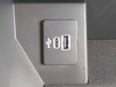 New 2025 Ford F150 Lariat w/ Equipment Group 501A Mid image 28