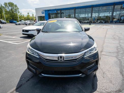 Used 2016 Honda Accord Sport image 2