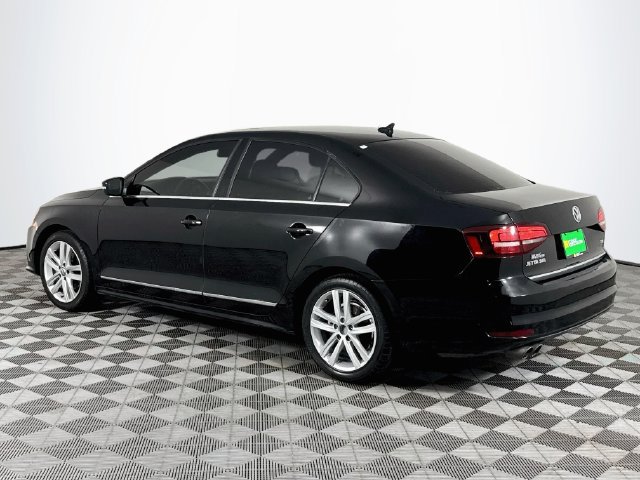 Used 2017 Volkswagen Jetta SEL FWD image 6