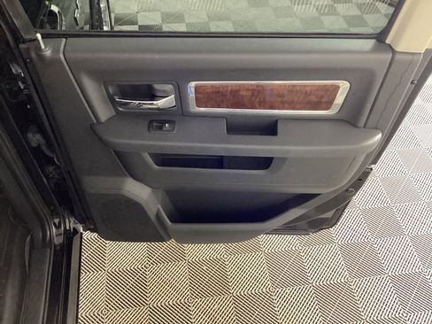 Used 2012 RAM 1500 Laramie image 12
