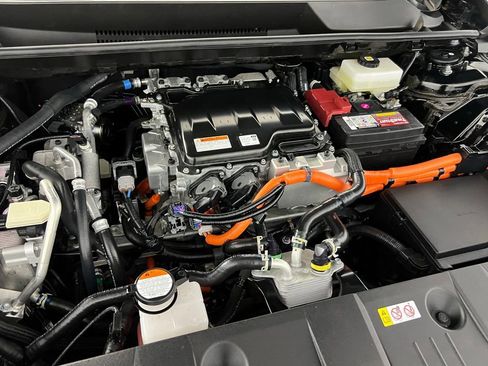 Used 2024 Toyota bZ4X XLE image 33