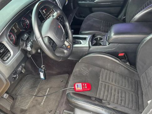 Used 2017 Dodge Charger R/T RWD image 3