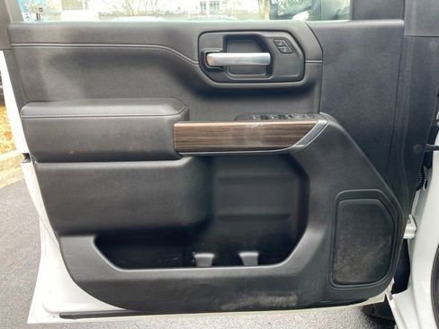 Used 2021 Chevrolet Silverado 3500 LT w/ Convenience Package image 13