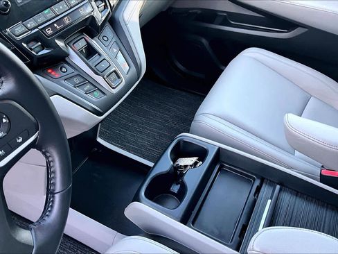 Used 2024 Honda Odyssey EX-L image 15