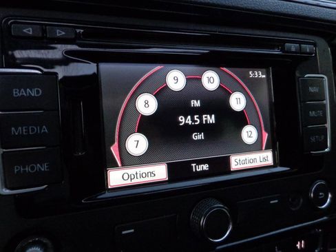 Used 2015 Volkswagen Jetta GLI SEL image 28