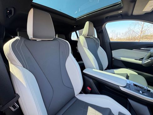 New 2026 BMW X2 xDrive28i image 28