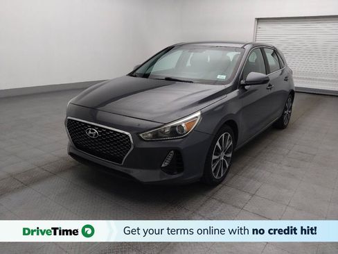 Used 2018 Hyundai Elantra GT FWD image 1
