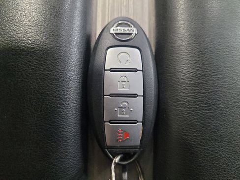 Used 2017 Nissan Murano SV w/ Premium Plus Package AWD/4WD image 32
