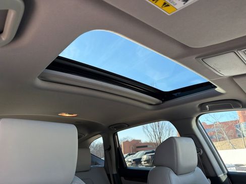 Used 2020 Honda CR-V EX-L image 11